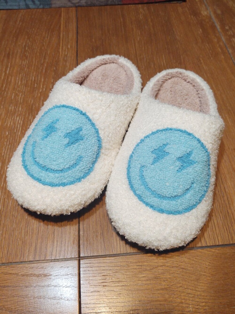 Blue Happy Face Emoji Plush Indoor Slippers 42-43
